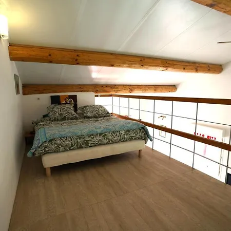 Apartment Loft Avec Mezzanine